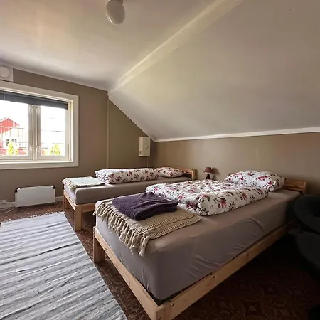 Sundby Fjordhestgard * Garder